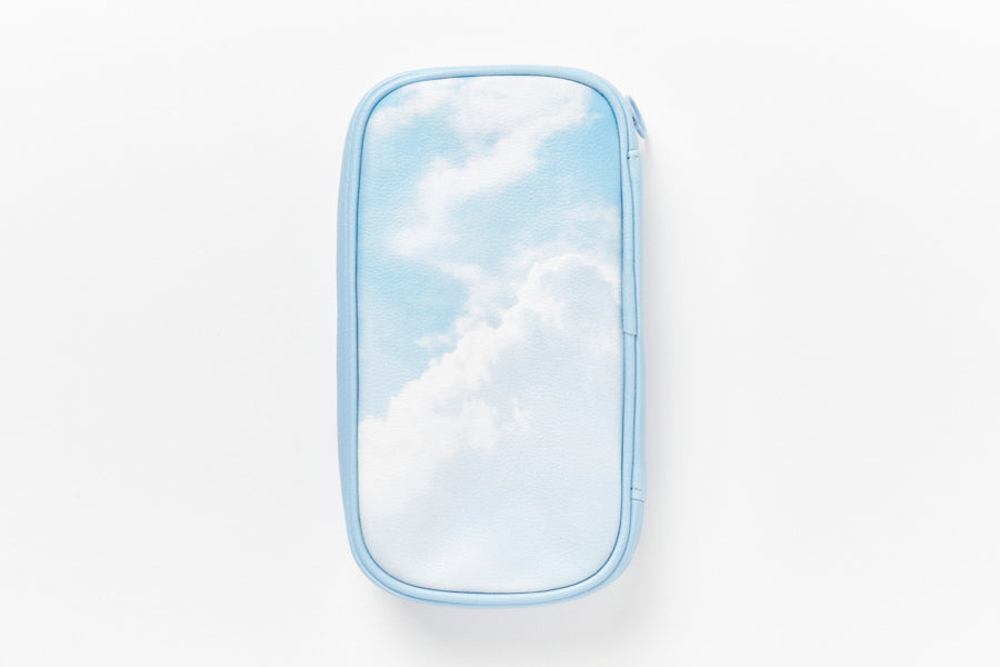 Multi-Use Pouch Blue Sky " Be a Dreamer"